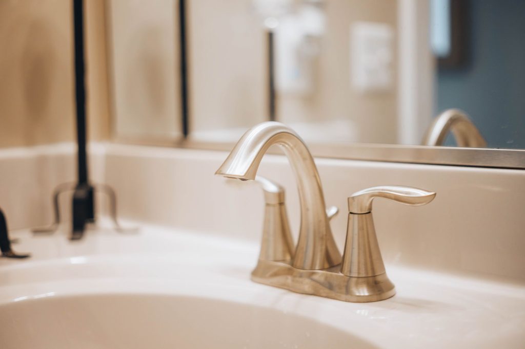 Robinet de salle de bain moderne