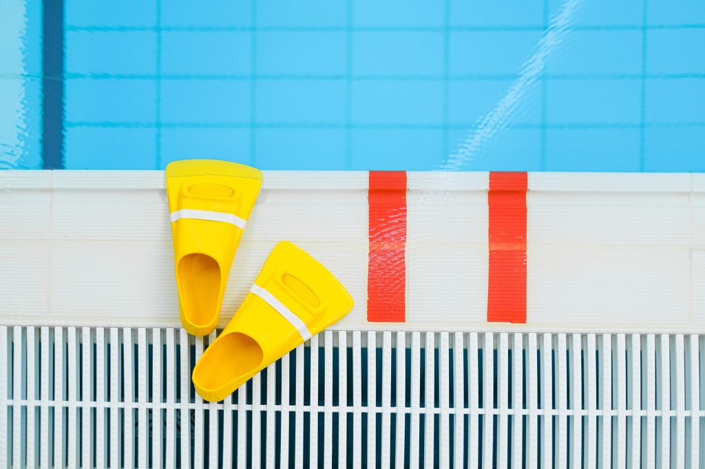 Local technique et équipements de filtration d’une piscine