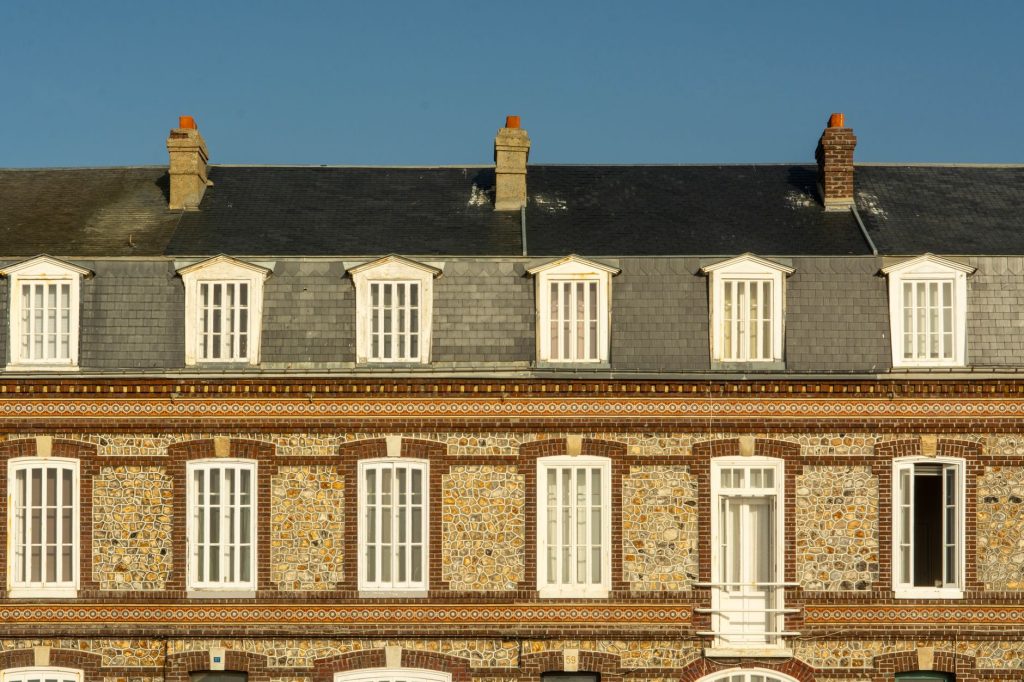 Façade d'une maison individuelle vendue en viager en France