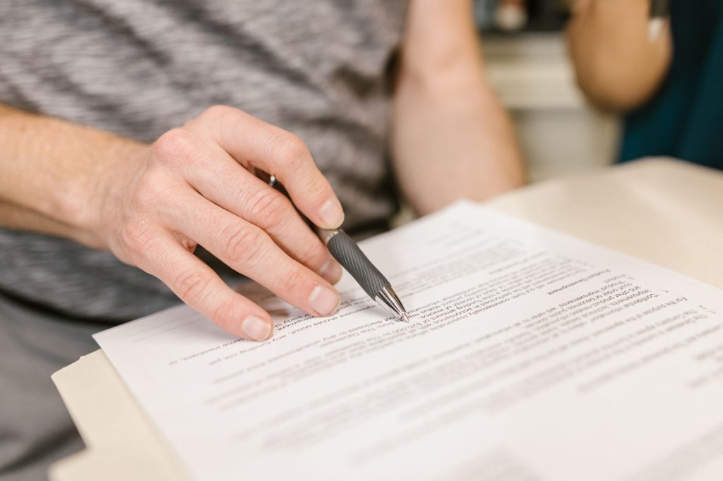 Signature d'un contrat de location